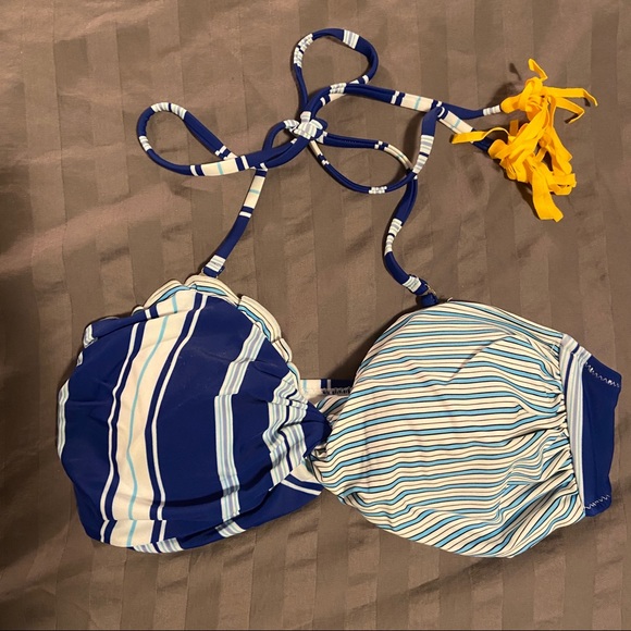 Cupshe bathing suit. Blue and White with Yellow tassels. Size M - Picture 2 of 7